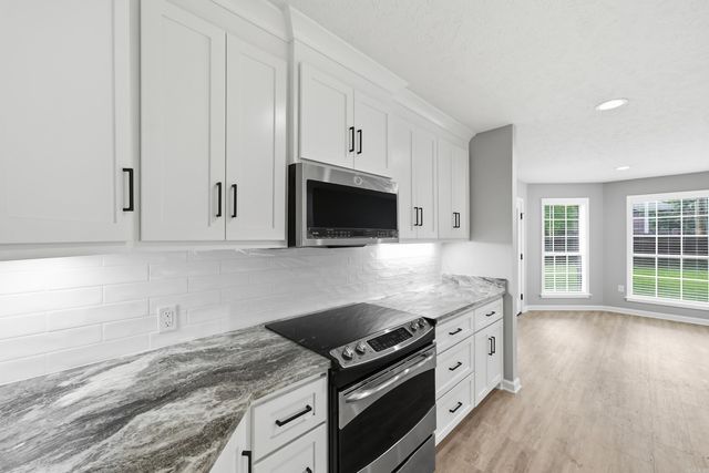 1015 Summerwood Drive, Conway, AR 72034