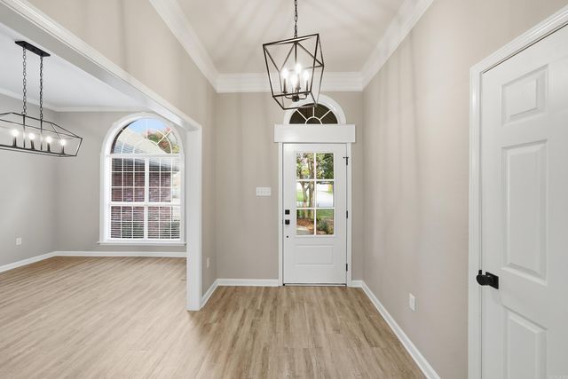 1015 Summerwood Drive, Conway, AR 72034