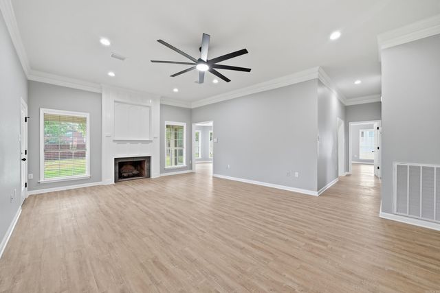 1015 Summerwood Drive, Conway, AR 72034