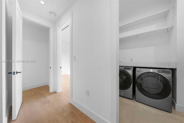 1220 S Alhambra Cir, Coral Gables, FL 33146