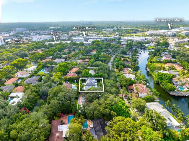 1220 S Alhambra Cir, Coral Gables, FL 33146