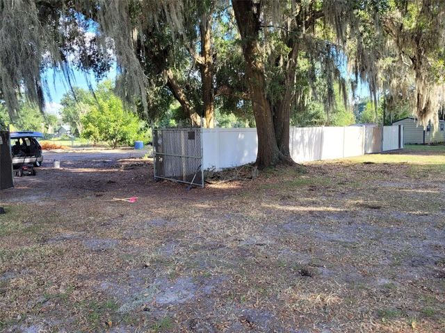 732 E BROADWAY STREET, Fort Meade, FL 33841