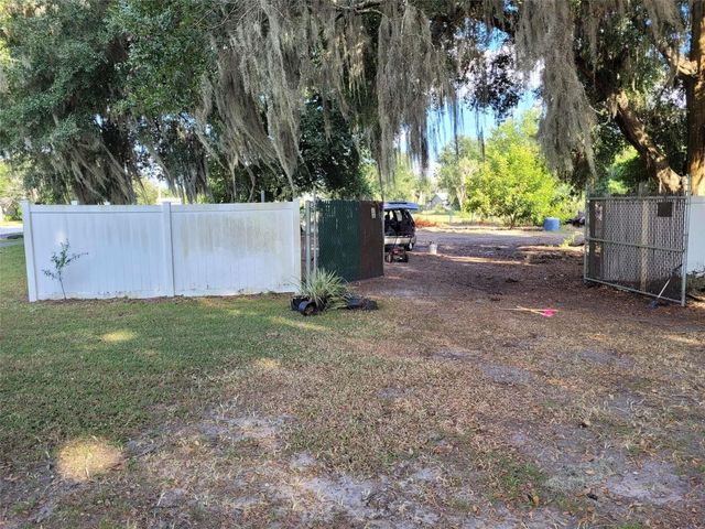 732 E BROADWAY STREET, Fort Meade, FL 33841