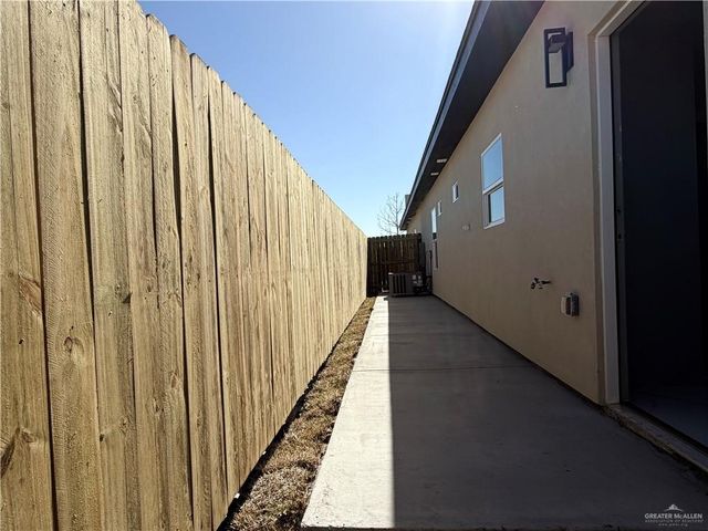 2601 Bliss 4, Edinburg, TX 78539