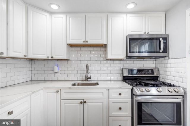 6225 CHINQUAPIN PKWY, Baltimore, MD 21239