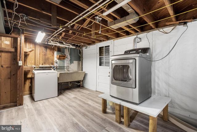 6225 CHINQUAPIN PKWY, Baltimore, MD 21239