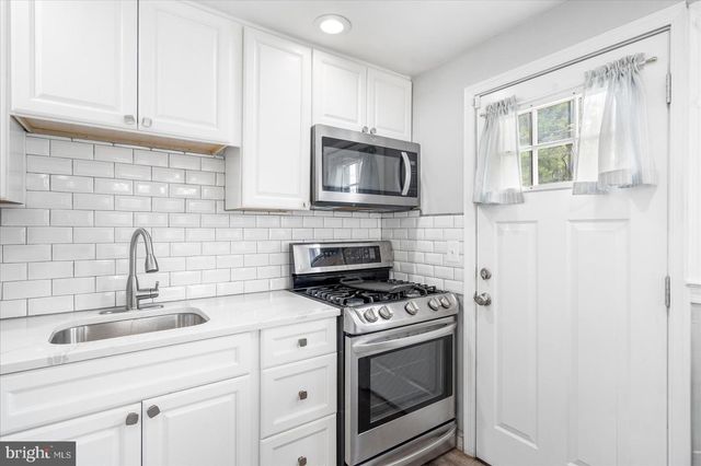 6225 CHINQUAPIN PKWY, Baltimore, MD 21239