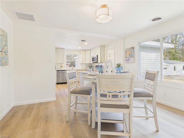 4817 Charlton DR, Chesapeake, VA 23321