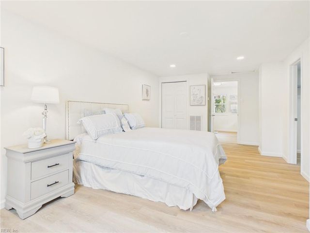 4817 Charlton DR, Chesapeake, VA 23321