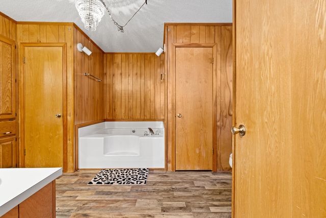 1604 W George Richey Road, Gladewater, TX 75647