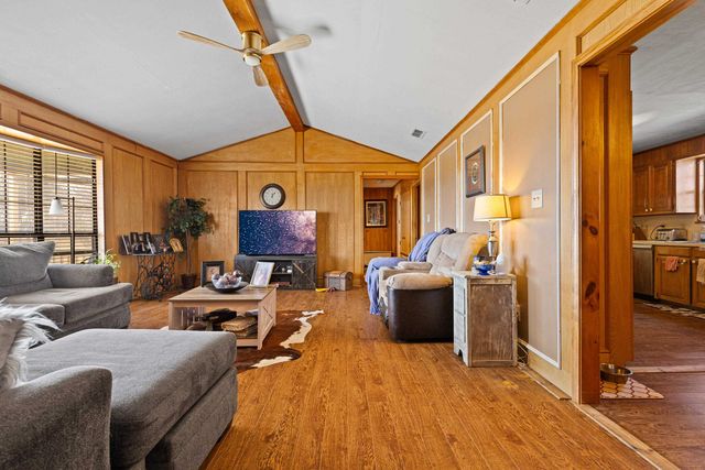 1604 W George Richey Road, Gladewater, TX 75647