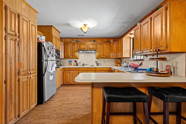 1604 W George Richey Road, Gladewater, TX 75647