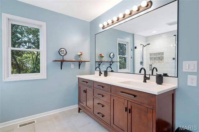 19323 Dogwood Valley Court, Wildwood, MO 63038