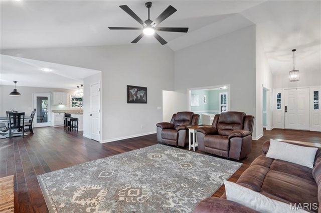 19323 Dogwood Valley Court, Wildwood, MO 63038