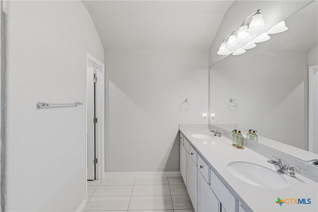 605 Jaboncillo Street, New Braunfels, TX 78132