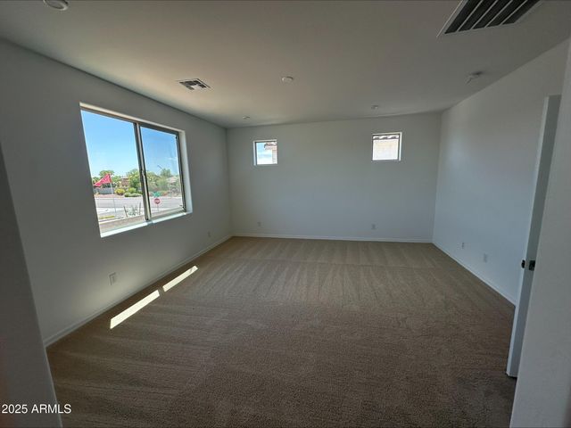 7445 W Peck Drive, Glendale, AZ 85303