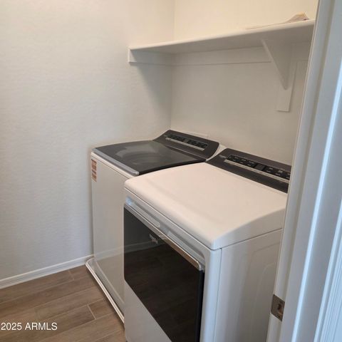 7445 W Peck Drive, Glendale, AZ 85303