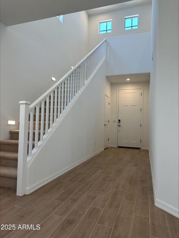 7445 W Peck Drive, Glendale, AZ 85303