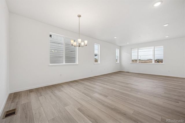 476 S Salida Street, Aurora, CO 80017