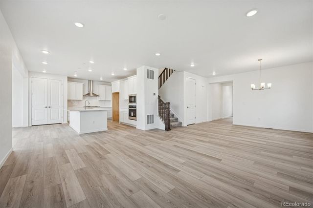 476 S Salida Street, Aurora, CO 80017