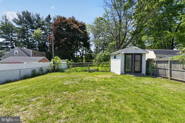 105 ALTHEA AVE, Morrisville, PA 19067