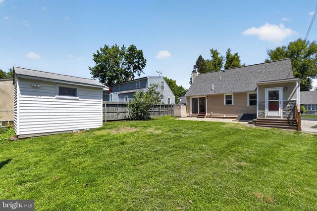 105 ALTHEA AVE, Morrisville, PA 19067