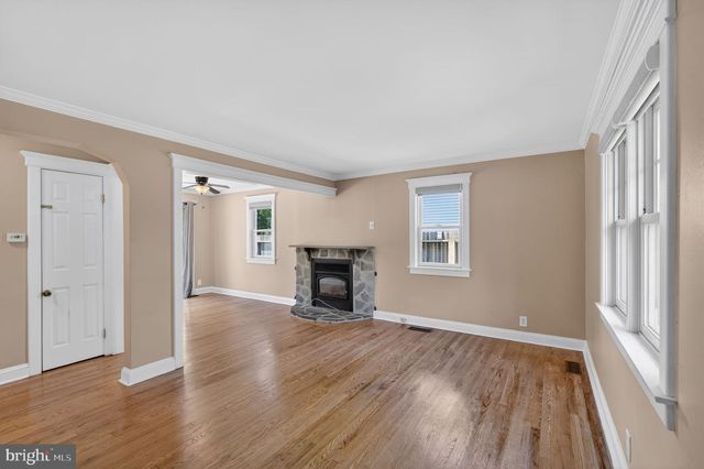 105 ALTHEA AVE, Morrisville, PA 19067