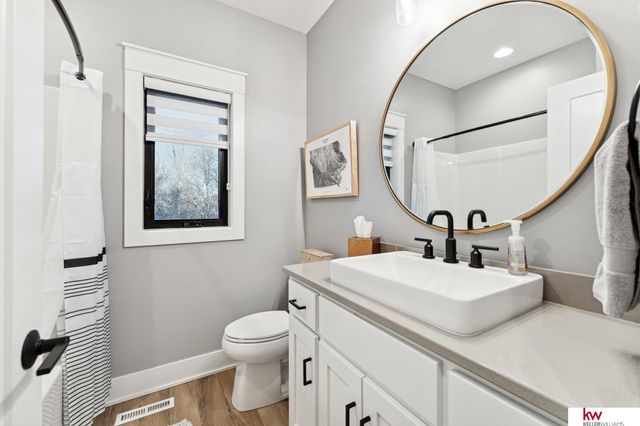 16905 Bondesson Street, Omaha, NE 68007