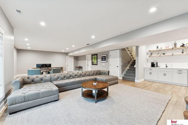 16905 Bondesson Street, Omaha, NE 68007