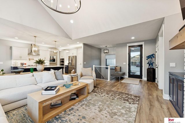 16905 Bondesson Street, Omaha, NE 68007