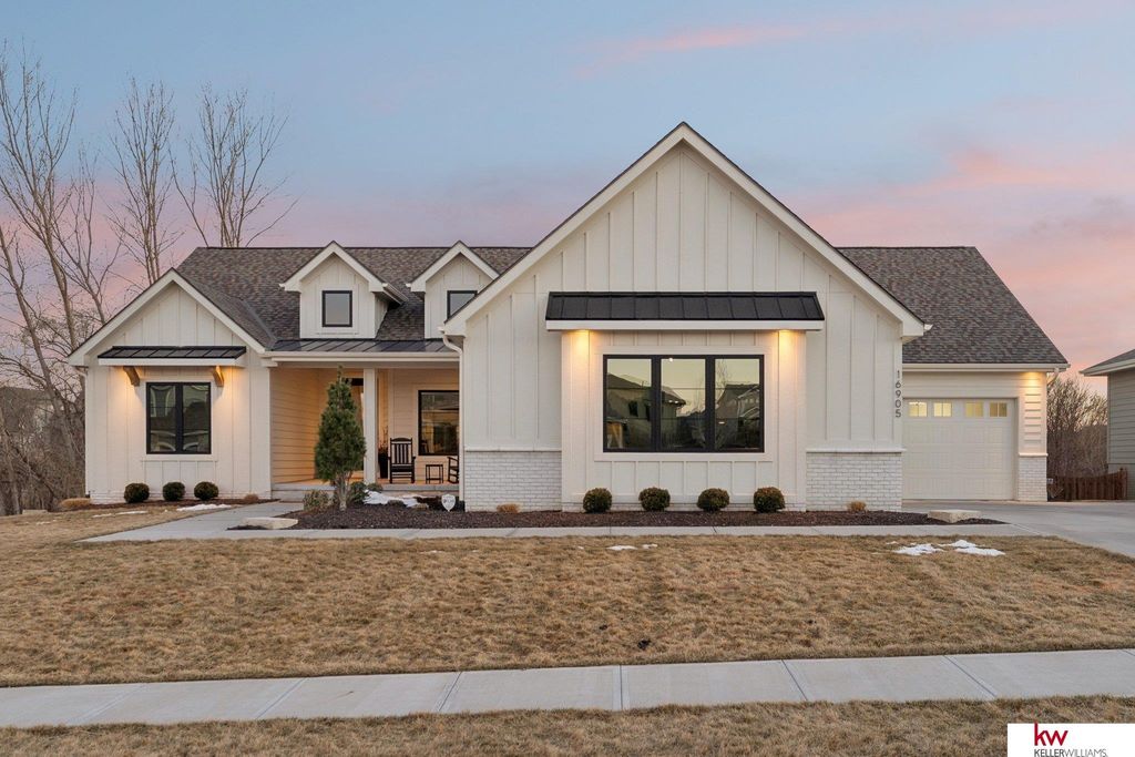 16905 Bondesson Street, Omaha, NE 68007