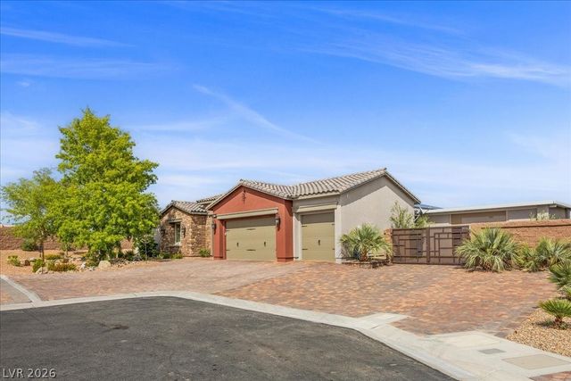 6198 Serenity Cliffs Street, Las Vegas, NV 89149