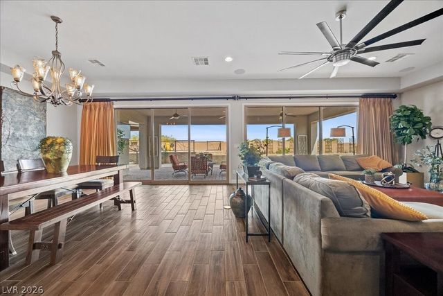 6198 Serenity Cliffs Street, Las Vegas, NV 89149