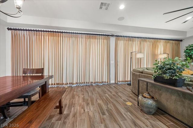 6198 Serenity Cliffs Street, Las Vegas, NV 89149