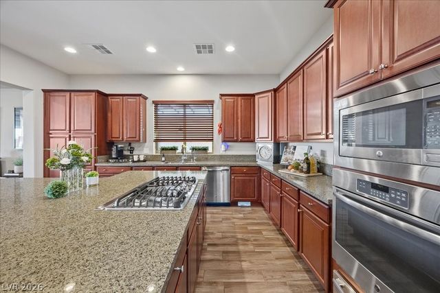 6198 Serenity Cliffs Street, Las Vegas, NV 89149