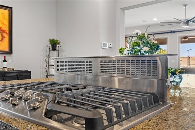 6198 Serenity Cliffs Street, Las Vegas, NV 89149