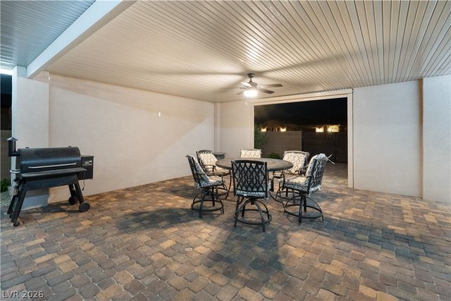 6198 Serenity Cliffs Street, Las Vegas, NV 89149