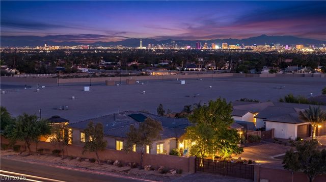6198 Serenity Cliffs Street, Las Vegas, NV 89149