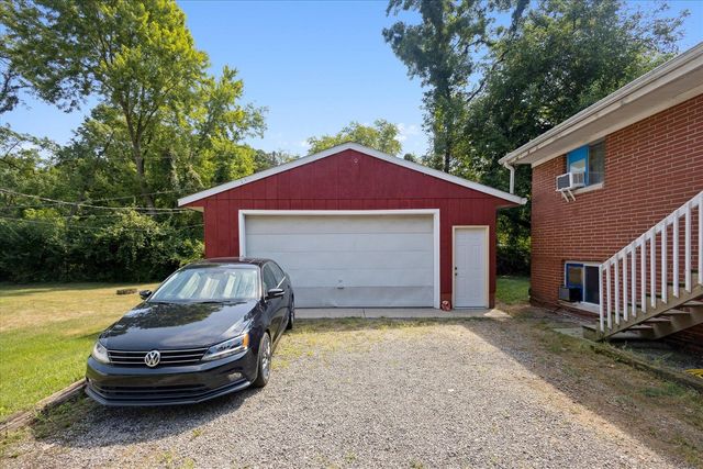 7039 Curtis Drive, Coloma, MI 49038