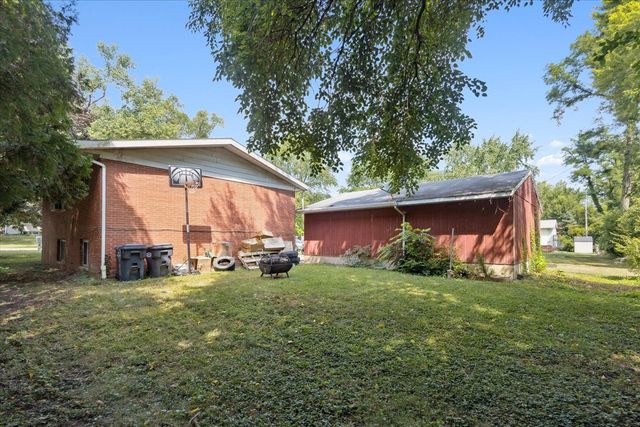 7039 Curtis Drive, Coloma, MI 49038