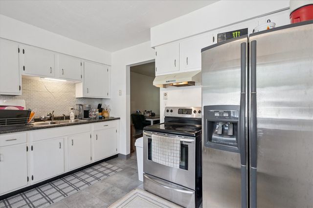 7039 Curtis Drive, Coloma, MI 49038