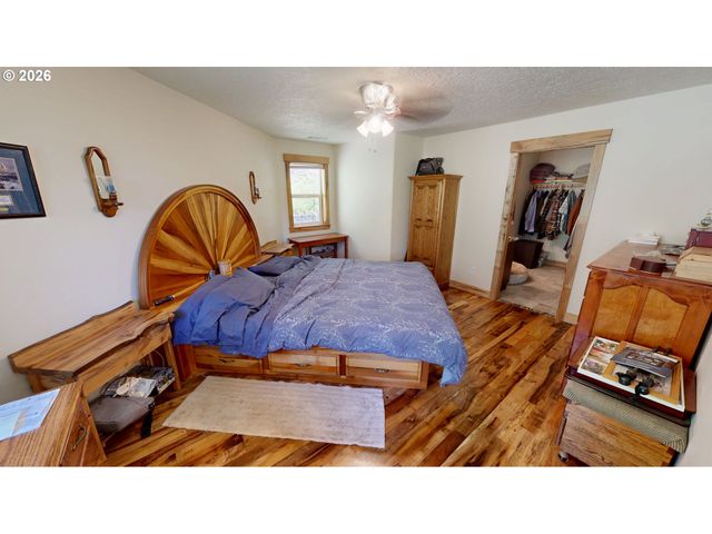 17638 LEWIS CREEK Rd, Brookings, OR 97415