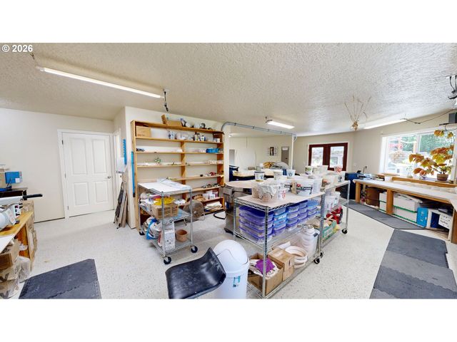 17638 LEWIS CREEK Rd, Brookings, OR 97415
