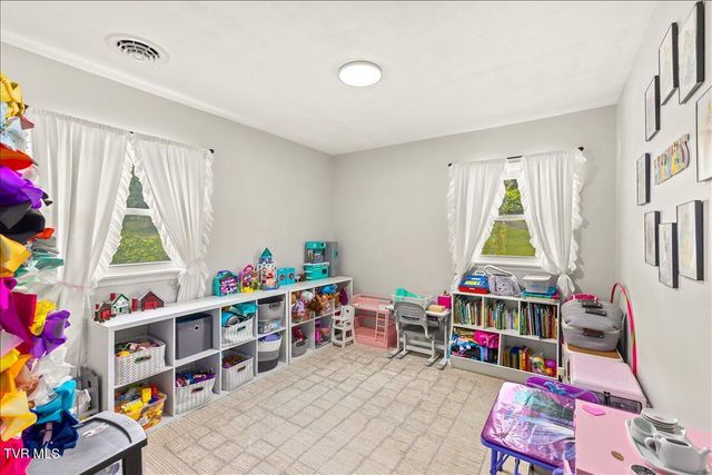 117 Ridge Street, Surgoinsville, TN 37873