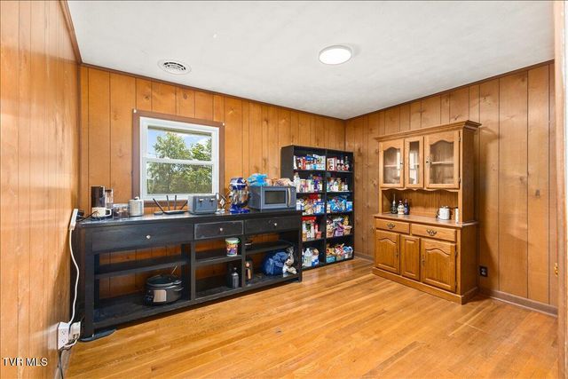 117 Ridge Street, Surgoinsville, TN 37873