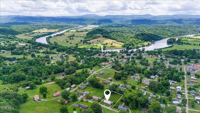 117 Ridge Street, Surgoinsville, TN 37873