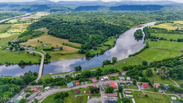 117 Ridge Street, Surgoinsville, TN 37873