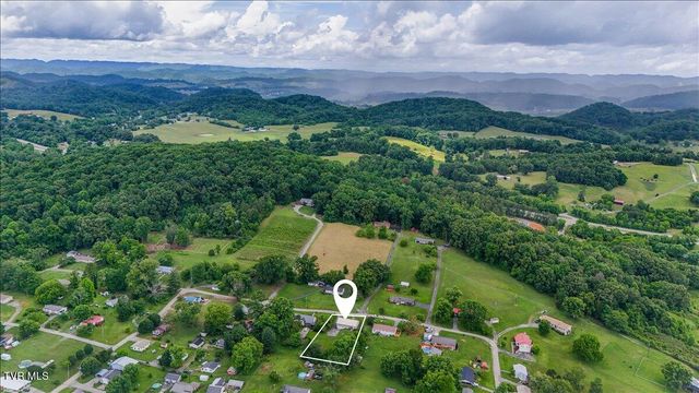 117 Ridge Street, Surgoinsville, TN 37873