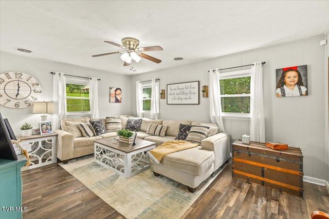 117 Ridge Street, Surgoinsville, TN 37873