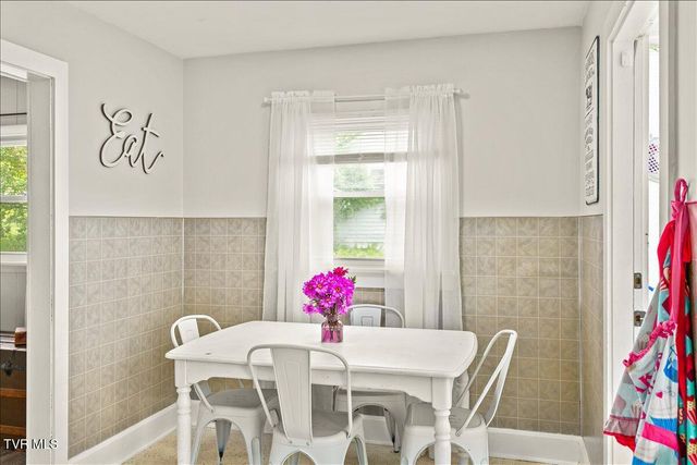 117 Ridge Street, Surgoinsville, TN 37873